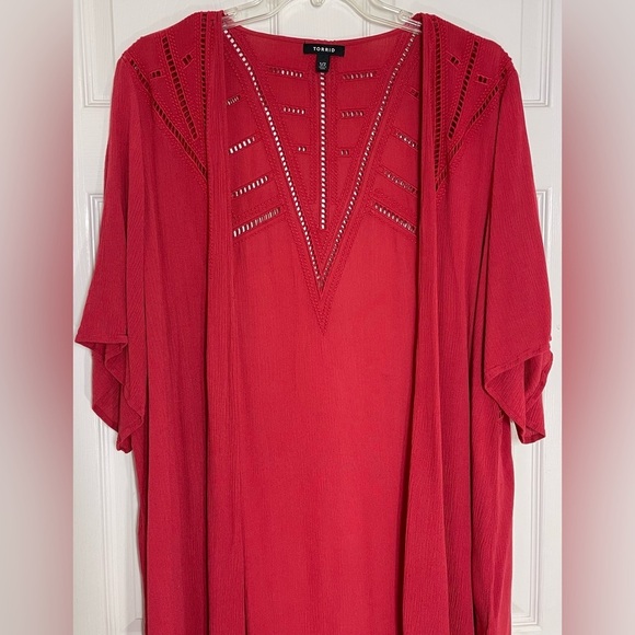 Torrid Kimono Red Crinkled Gauze Crochet Inset Women’s Plus Size Size 1/2 - Picture 2 of 10